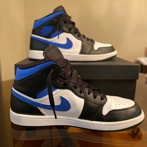 Air Jordan 1 Mid Racer Blue